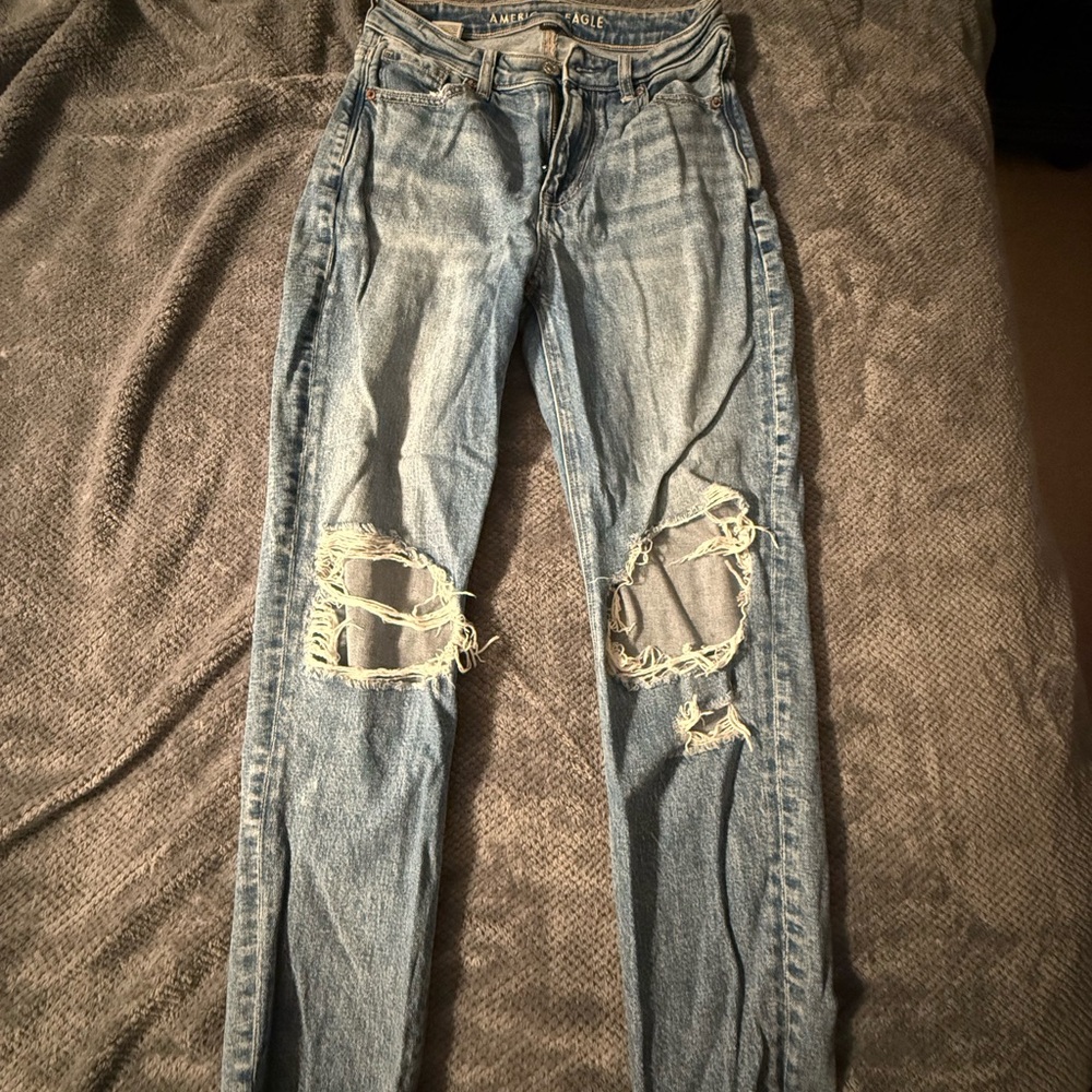American Eagle Outfitters Light Blue Distressed Skinny Jeans